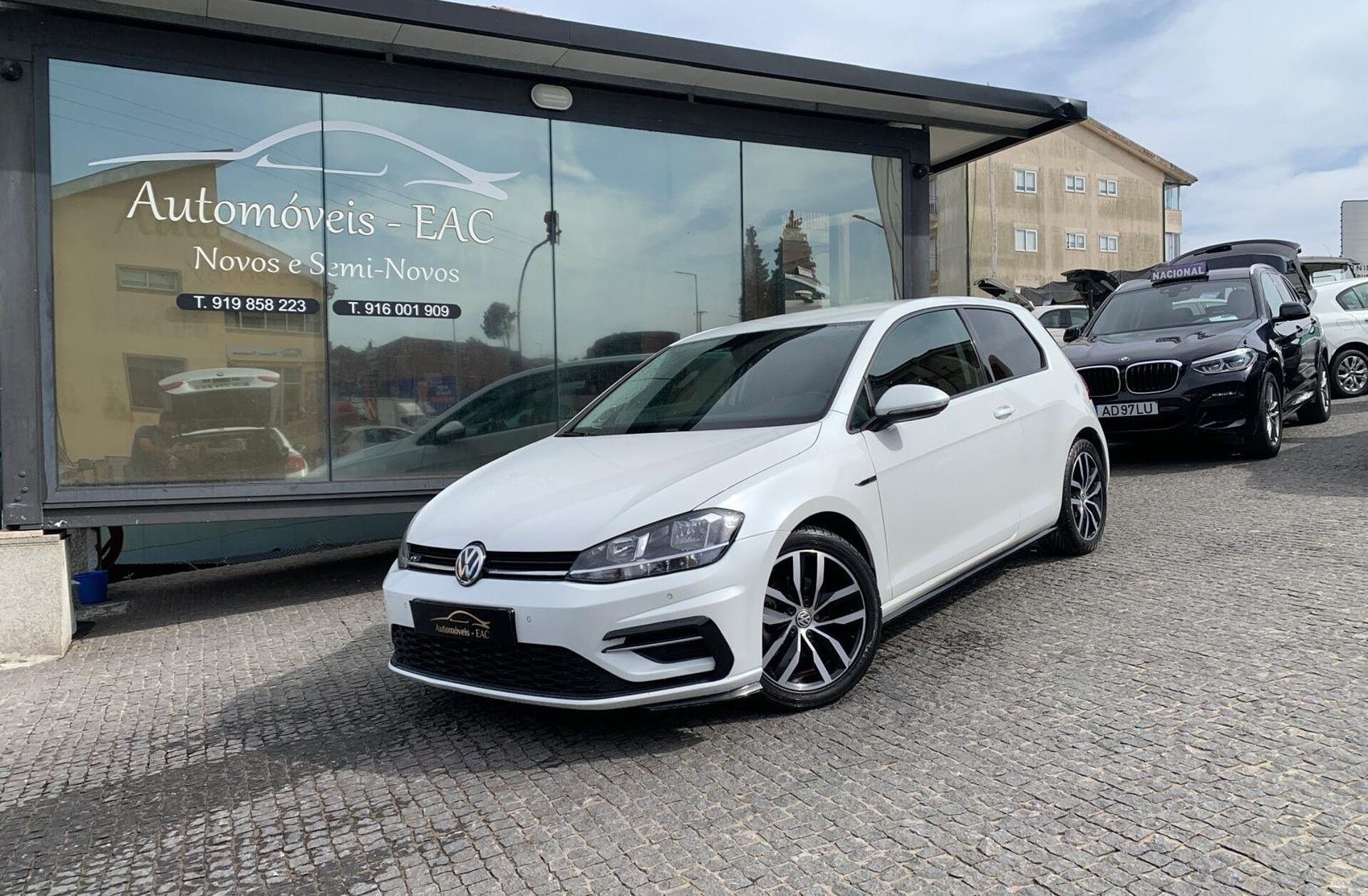 VOLKSWAGEN Golf 1.6 TDI R-Line