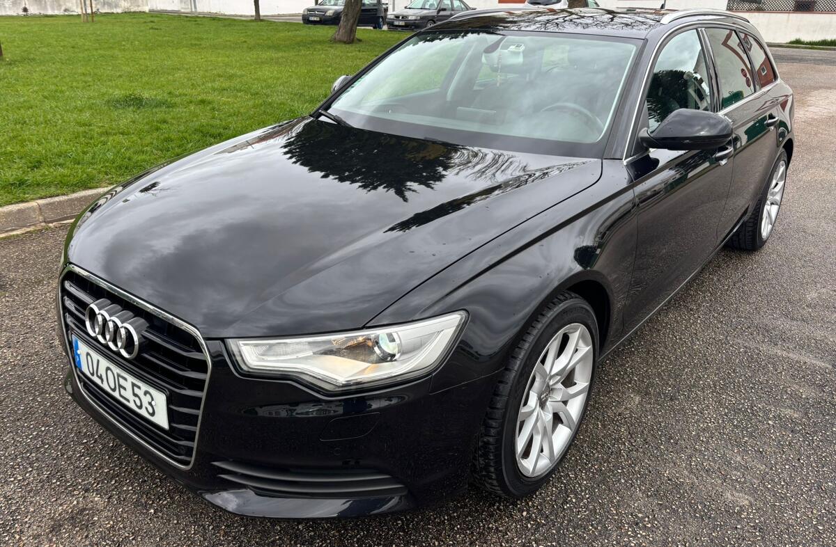 AUDI A6 2.0 TDi S-line Multitronic