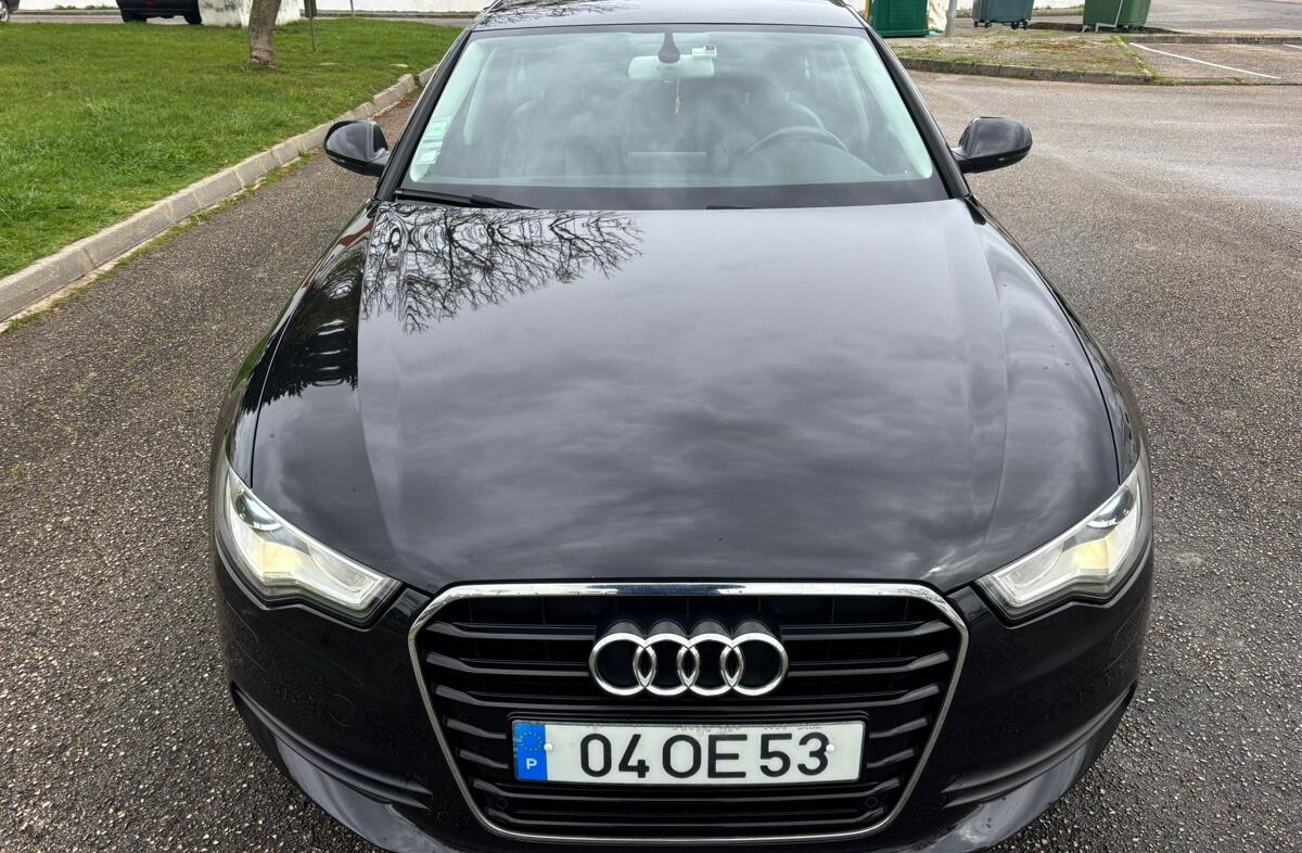 AUDI A6 2.0 TDi S-line Multitronic