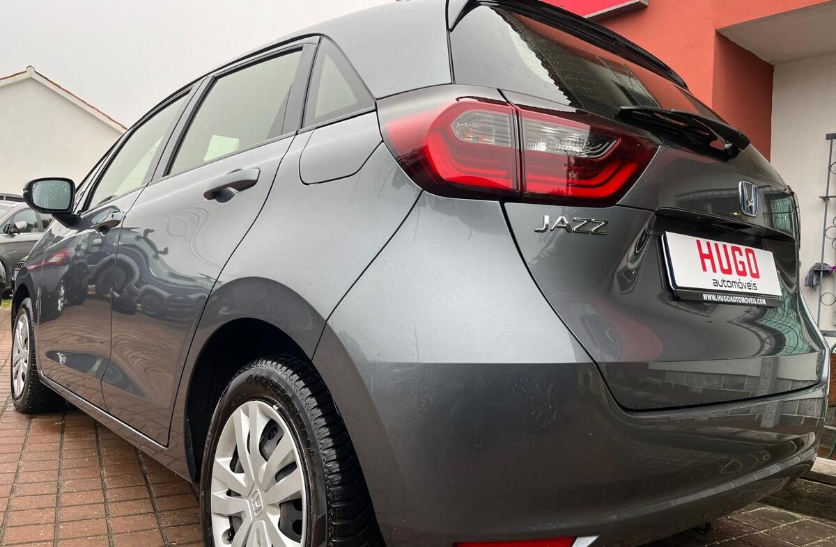 HONDA Jazz 1.3 i-VTEC Eleg.+Con.Navi CVT