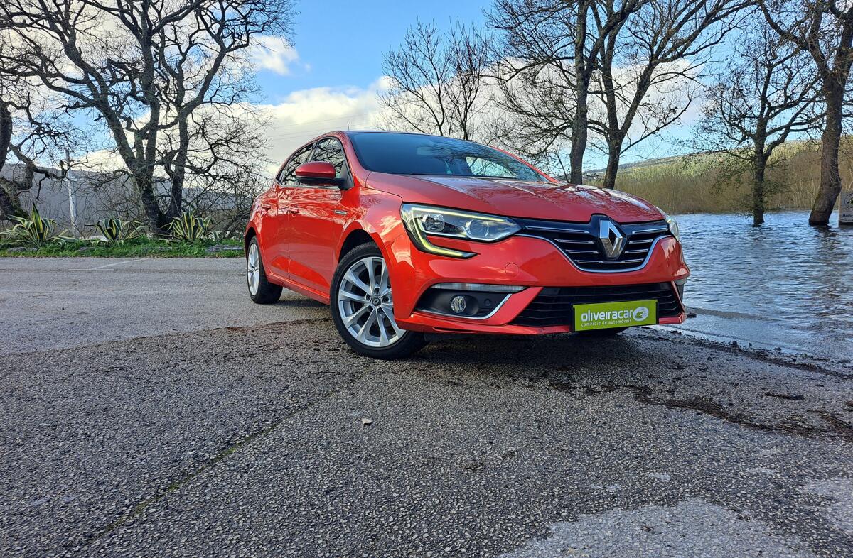 RENAULT Mégane 1.3 TCe Zen