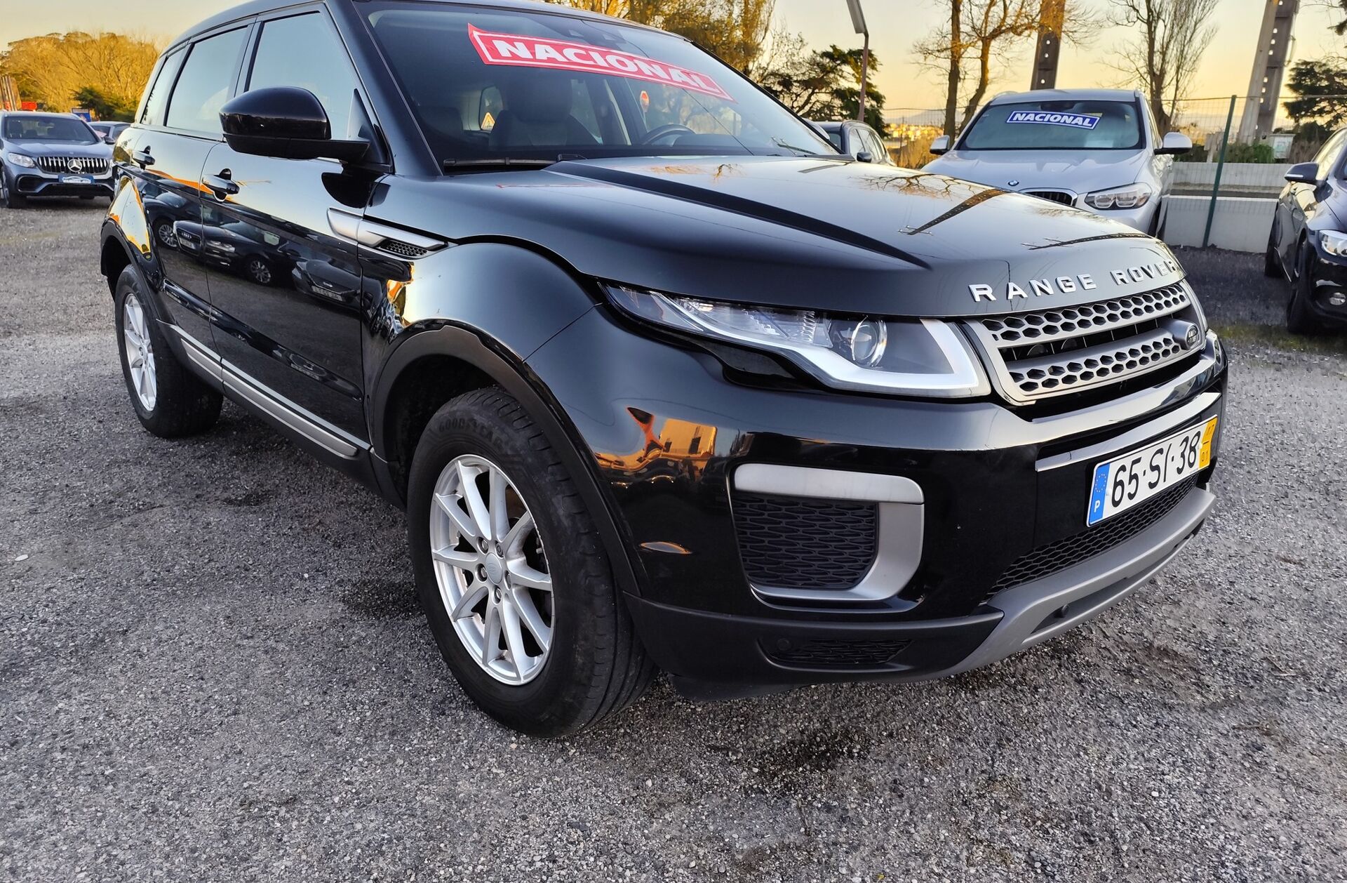 LAND ROVER Range Rover Evoque 2.0 TD4 Pure