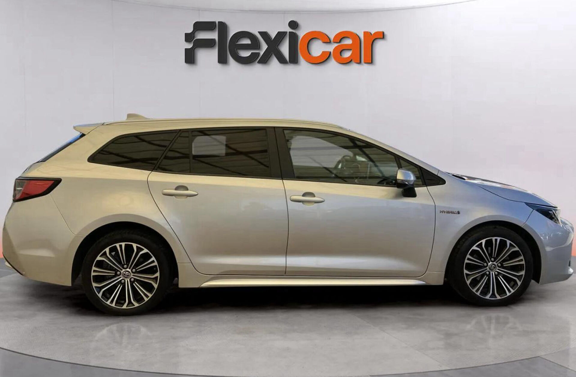 TOYOTA Corolla 1.8 Hybrid Comfort+P.Sport