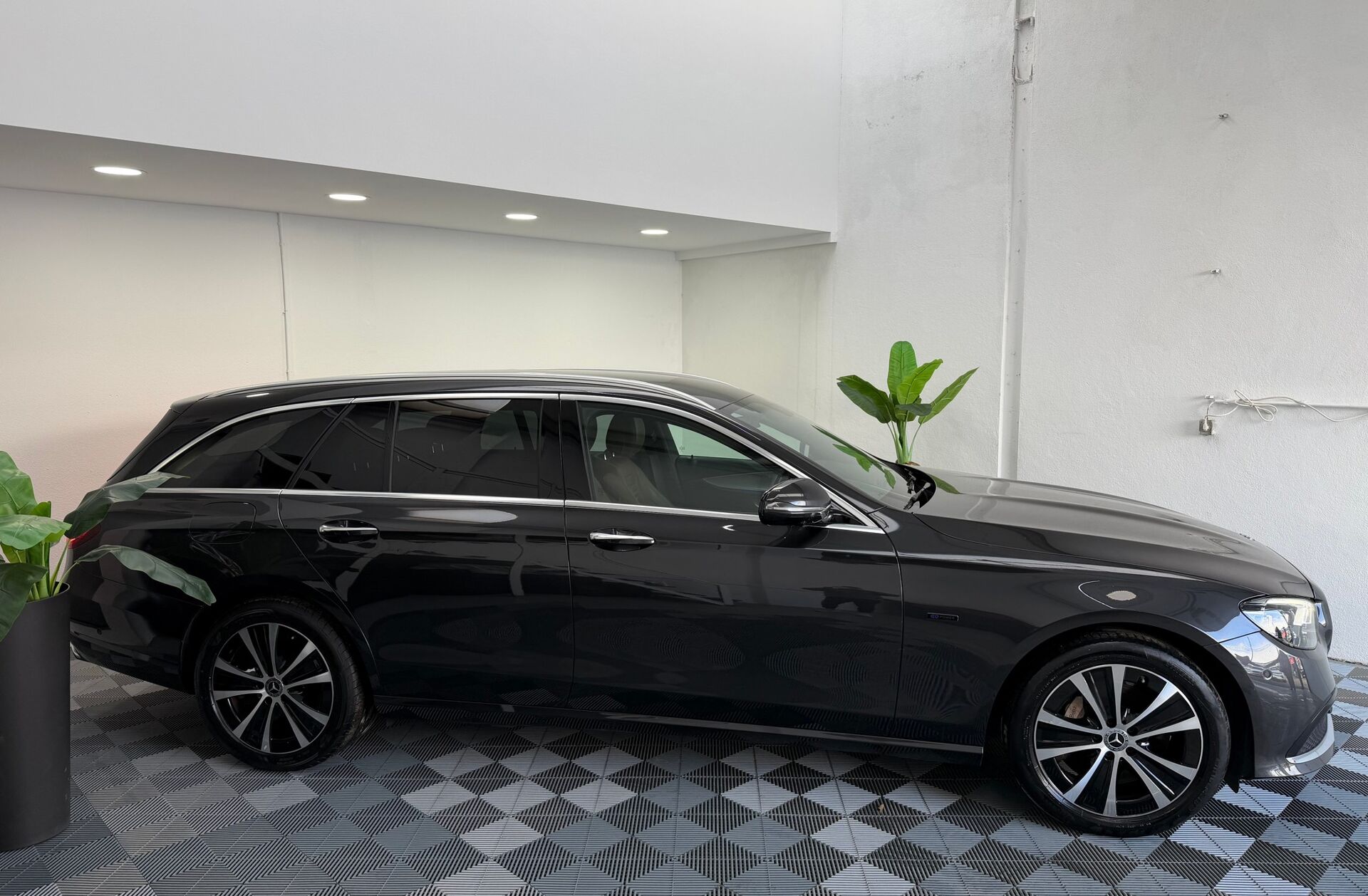 MERCEDES Classe E E 300 de Avantgarde