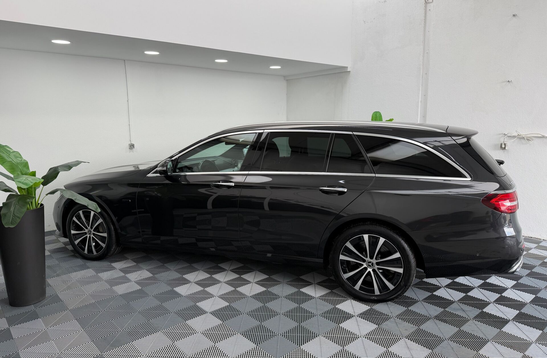 MERCEDES Classe E E 300 de Avantgarde