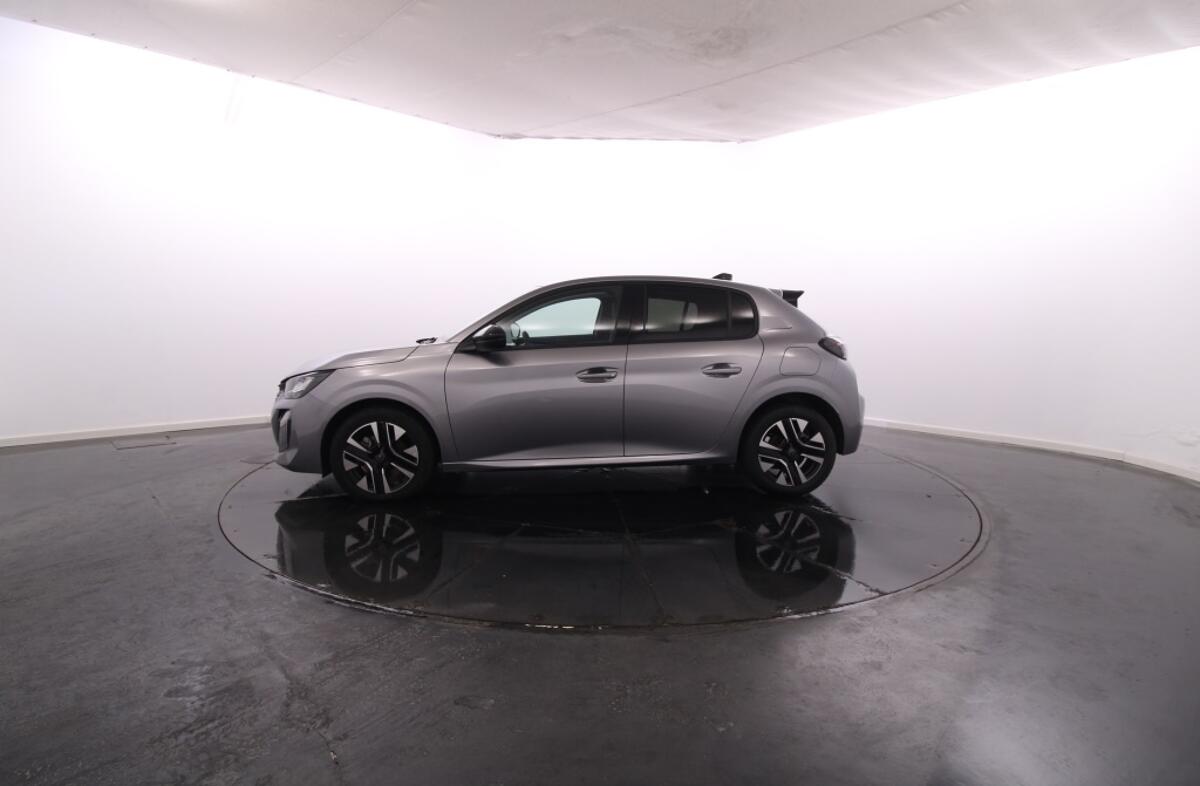 PEUGEOT 208 1.2 Hybrid Allure e-DCS6