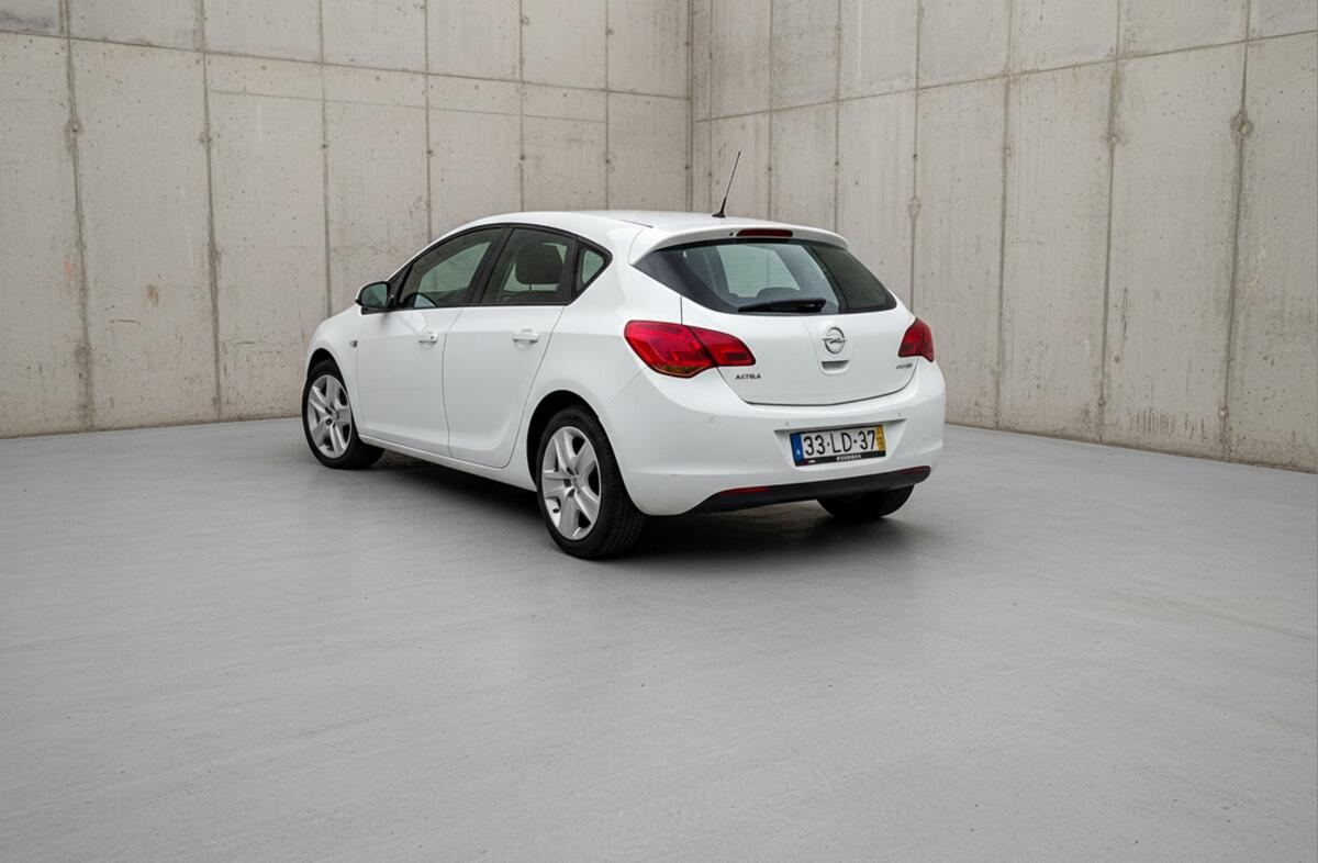 OPEL Astra Sport 1.3 CDTi