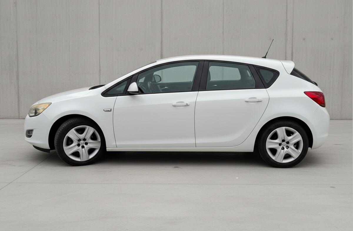 OPEL Astra Sport 1.3 CDTi