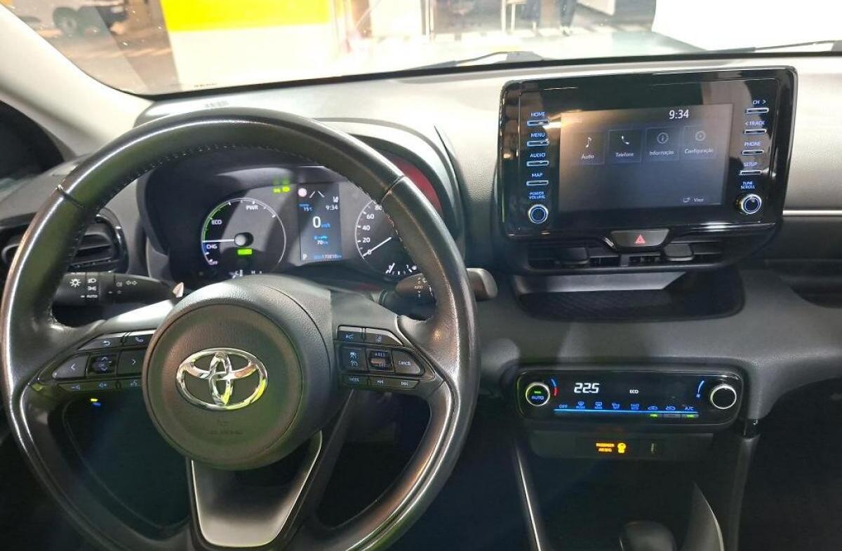 TOYOTA Yaris 1.5 HDF Comfort Plus