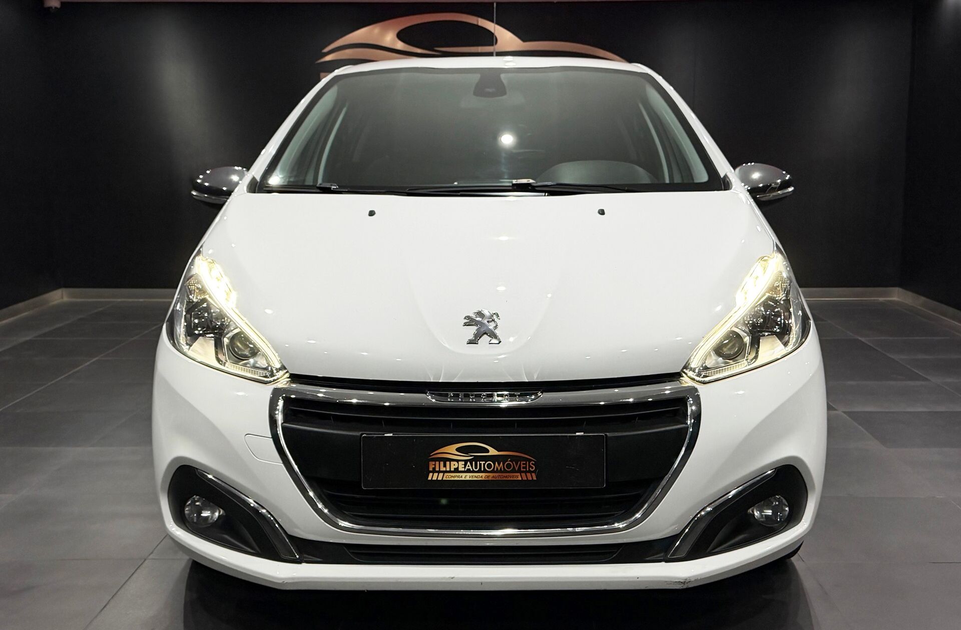 PEUGEOT 208 1.6 BlueHDi Style