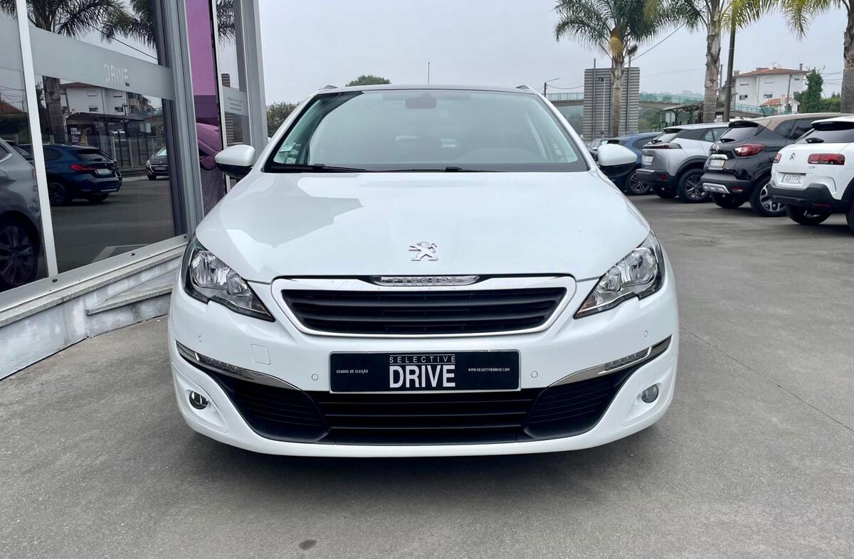 PEUGEOT 308 1.6 BlueHDi Allure J17