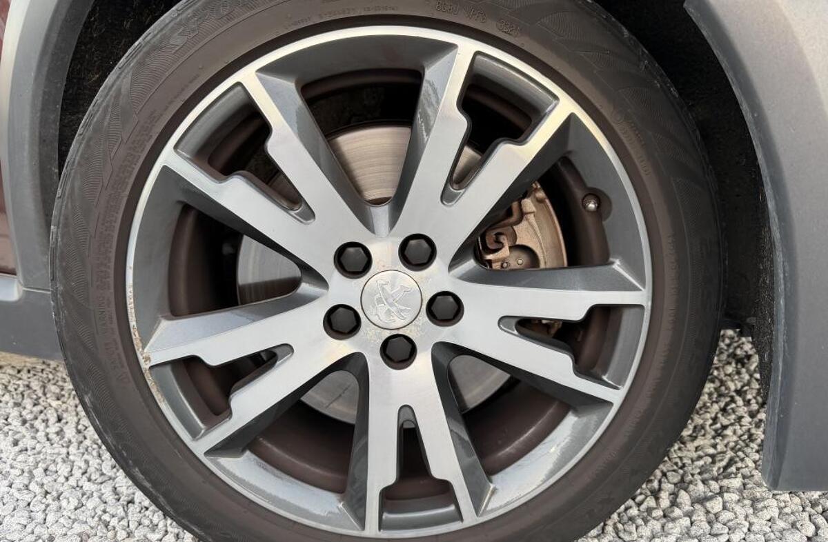 PEUGEOT 508 RXH 2.0 HDi Hybrid4 2-Tronic