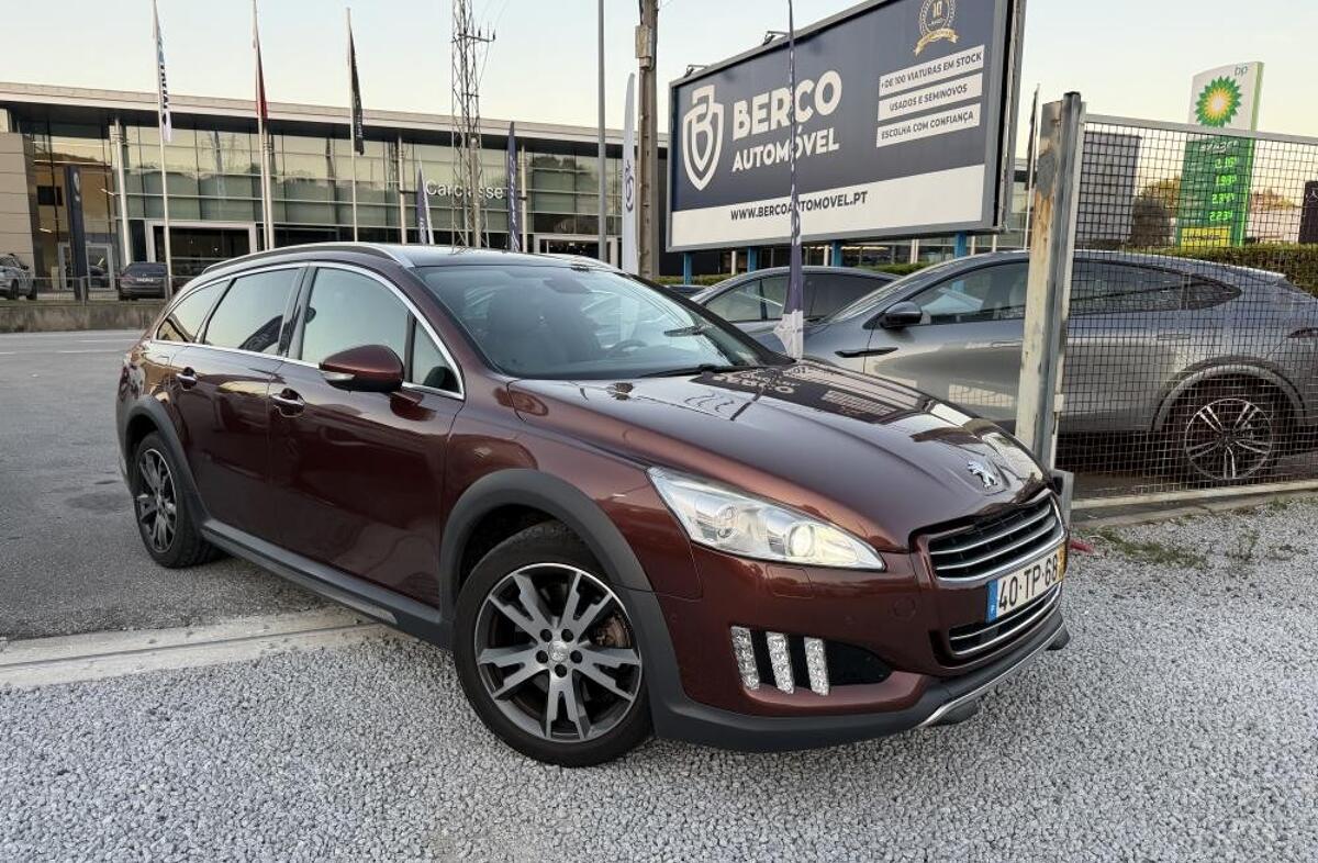 PEUGEOT 508 RXH 2.0 HDi Hybrid4 2-Tronic