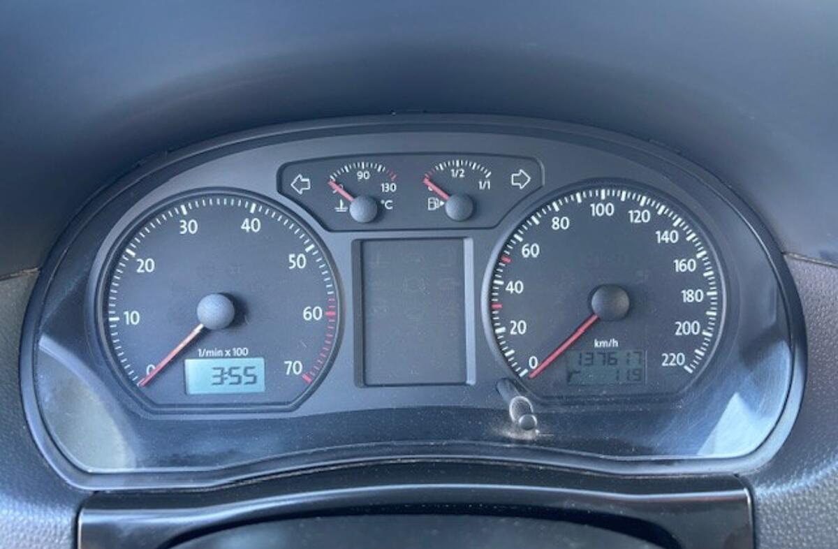 VOLKSWAGEN Polo 1.2 Live