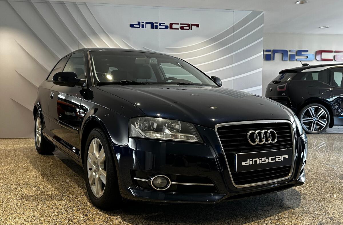 AUDI A3 1.6 TDi Attraction