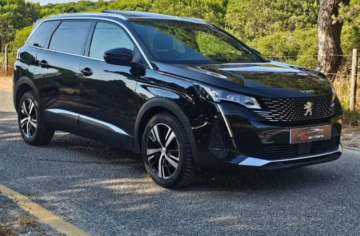 PEUGEOT 5008 1.5 BlueHDi GT EAT8