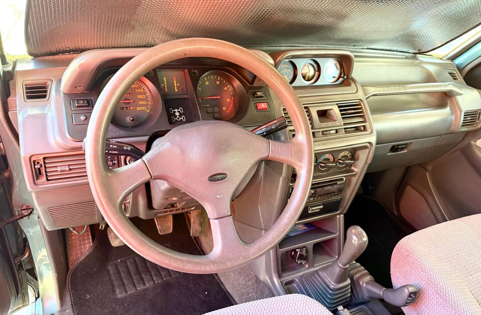 MITSUBISHI Pajero 2.5 TDi GLX