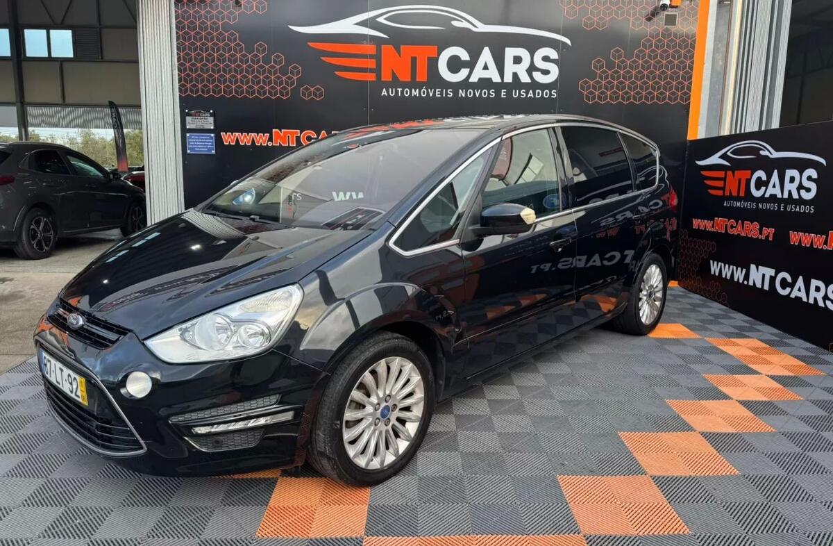 FORD S-MAX 2.0 TDCi Titanium 7L