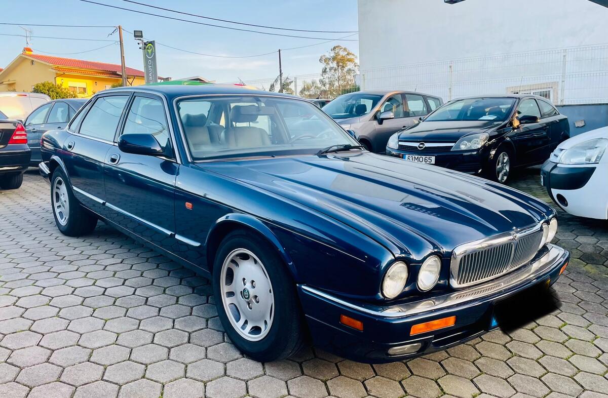 JAGUAR XJ 6 3.2 Sport Aut.