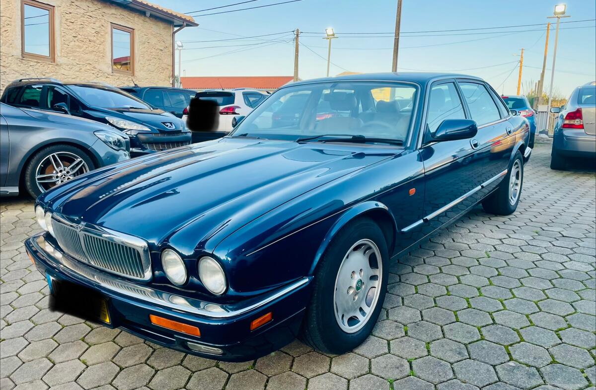 JAGUAR XJ 6 3.2 Sport Aut.