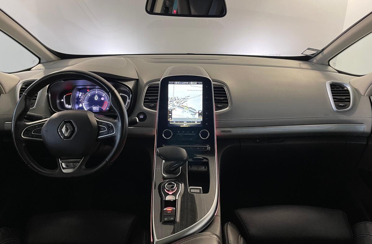 RENAULT Espace 2.0 dCi Initiale Paris 7L EDC