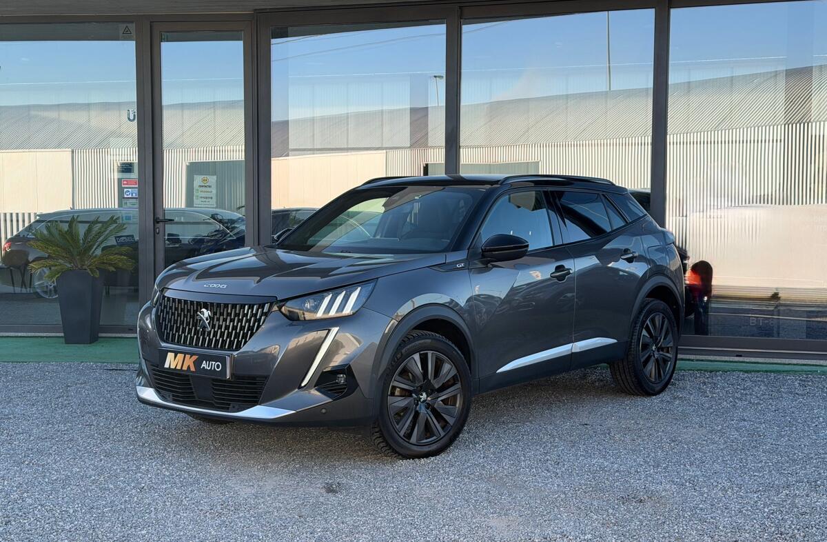 PEUGEOT 2008 1.2 PureTech GT Pack EAT8