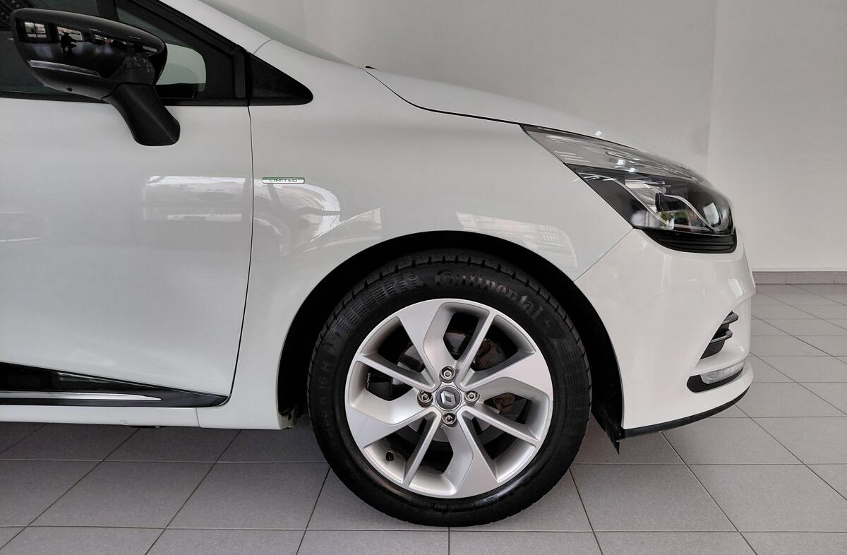RENAULT Clio 0.9 TCe Limited Edition