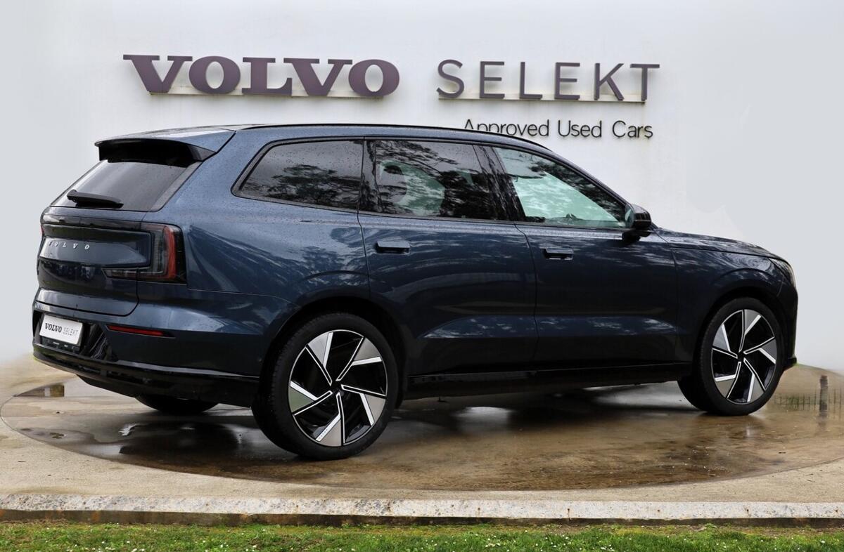 VOLVO EX90 Twin Motor Ultra