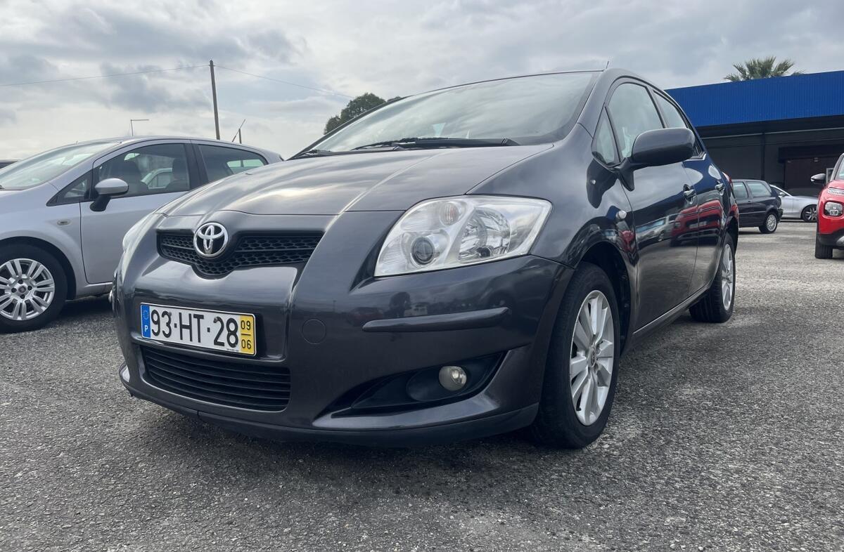 TOYOTA Auris 1.4 D-4D