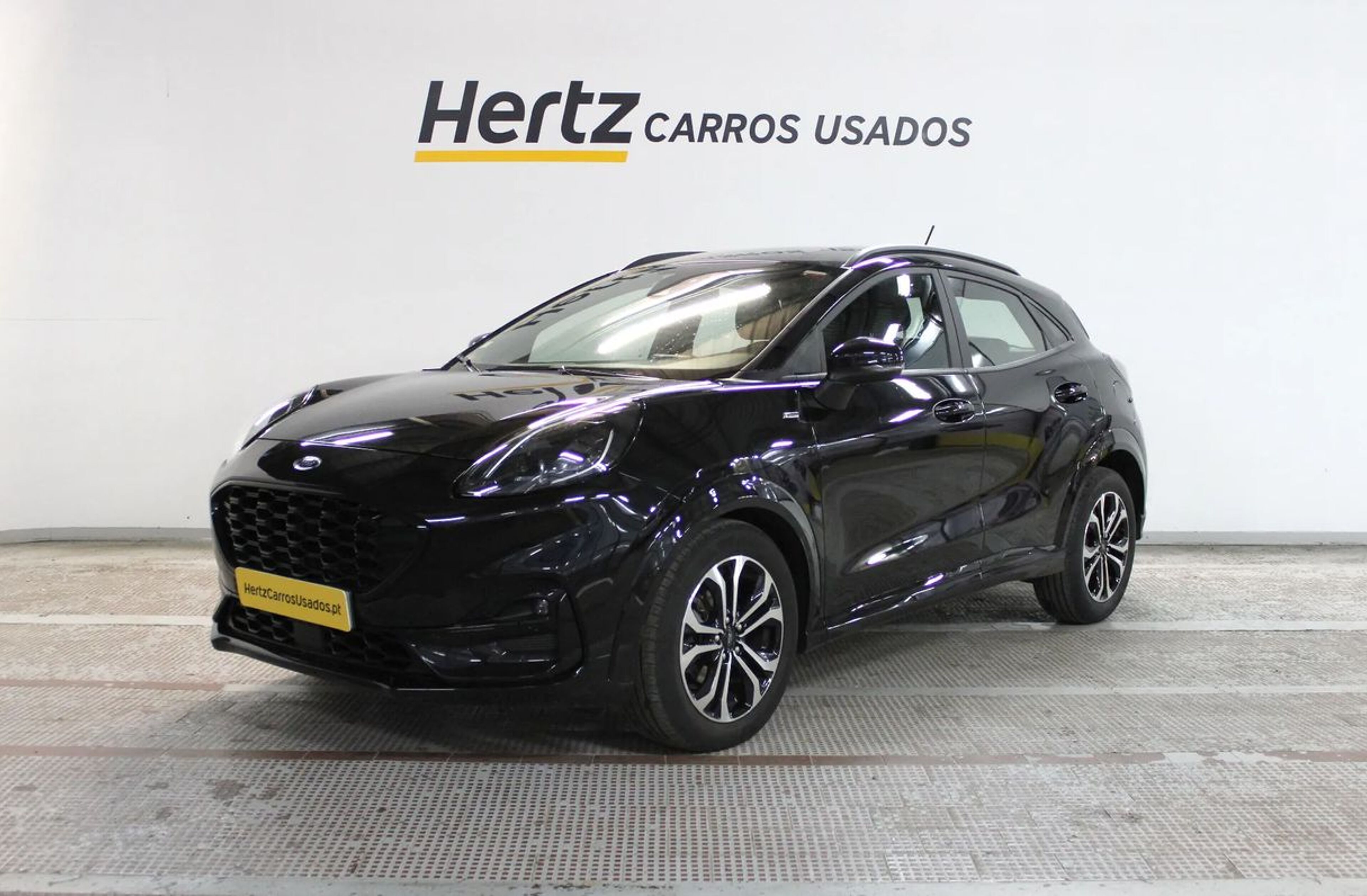 FORD Puma 1.0 EcoBoost MHEV ST-Line X Vivid Ruby Edition