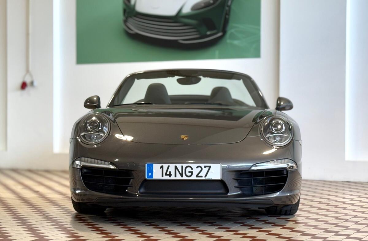 PORSCHE 911 Carrera PDK
