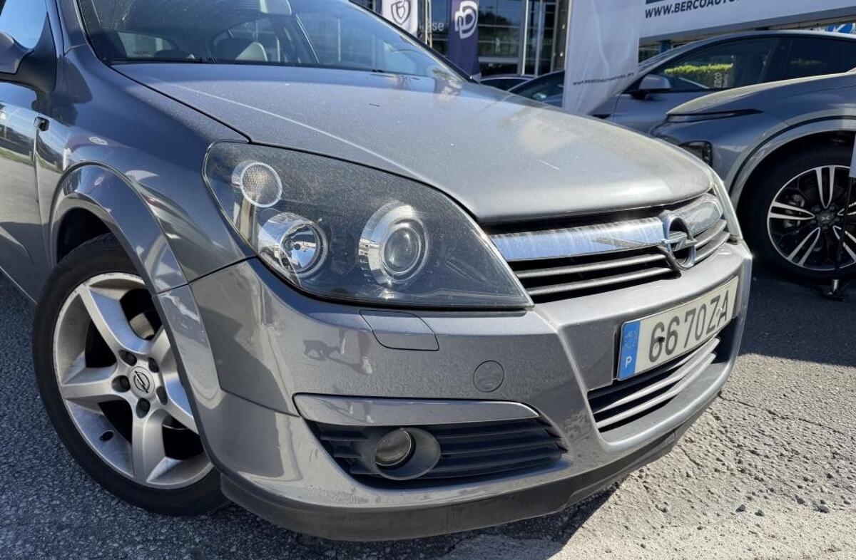 OPEL Astra H Astra 1.7 CDTi Cosmo M5