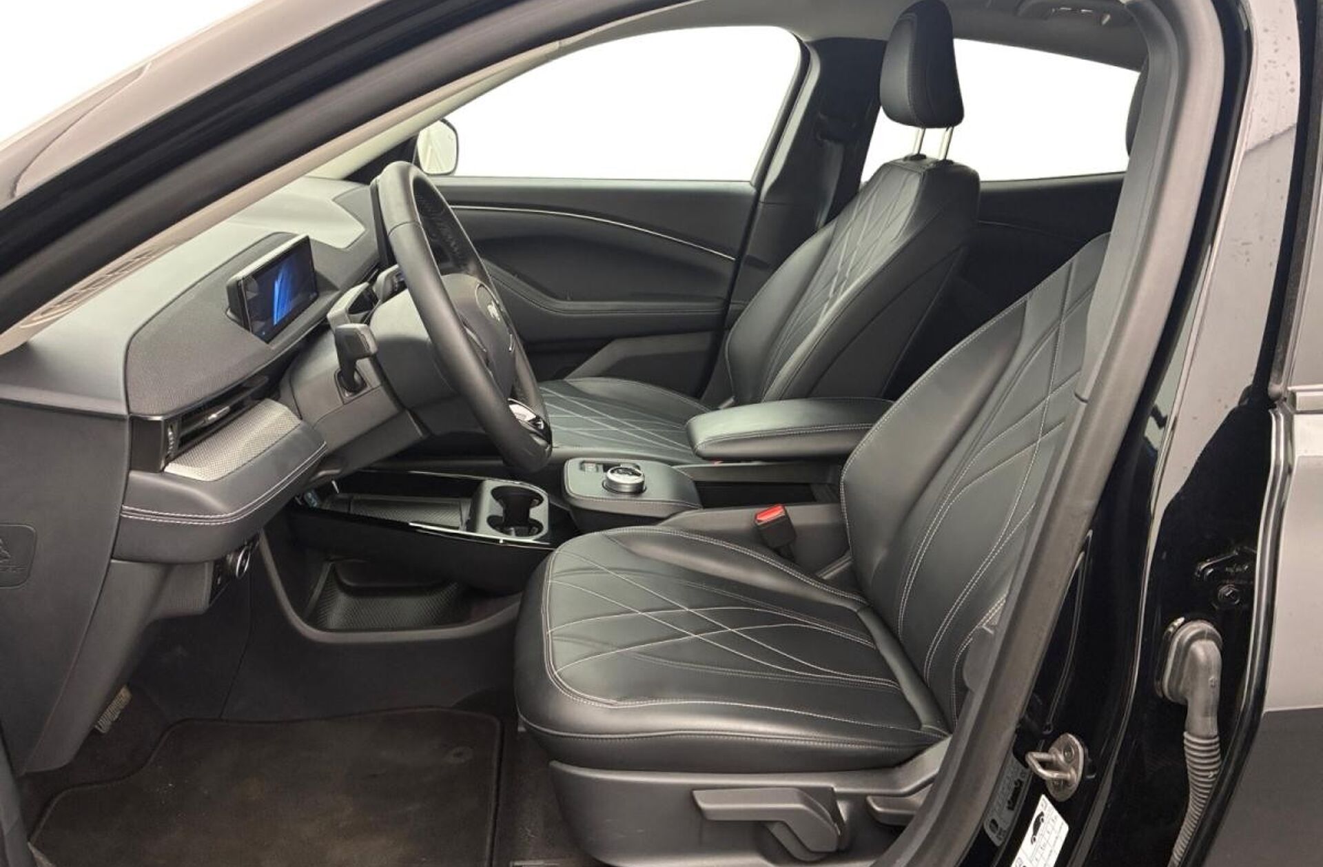 FORD Mustang Mach-E Premium