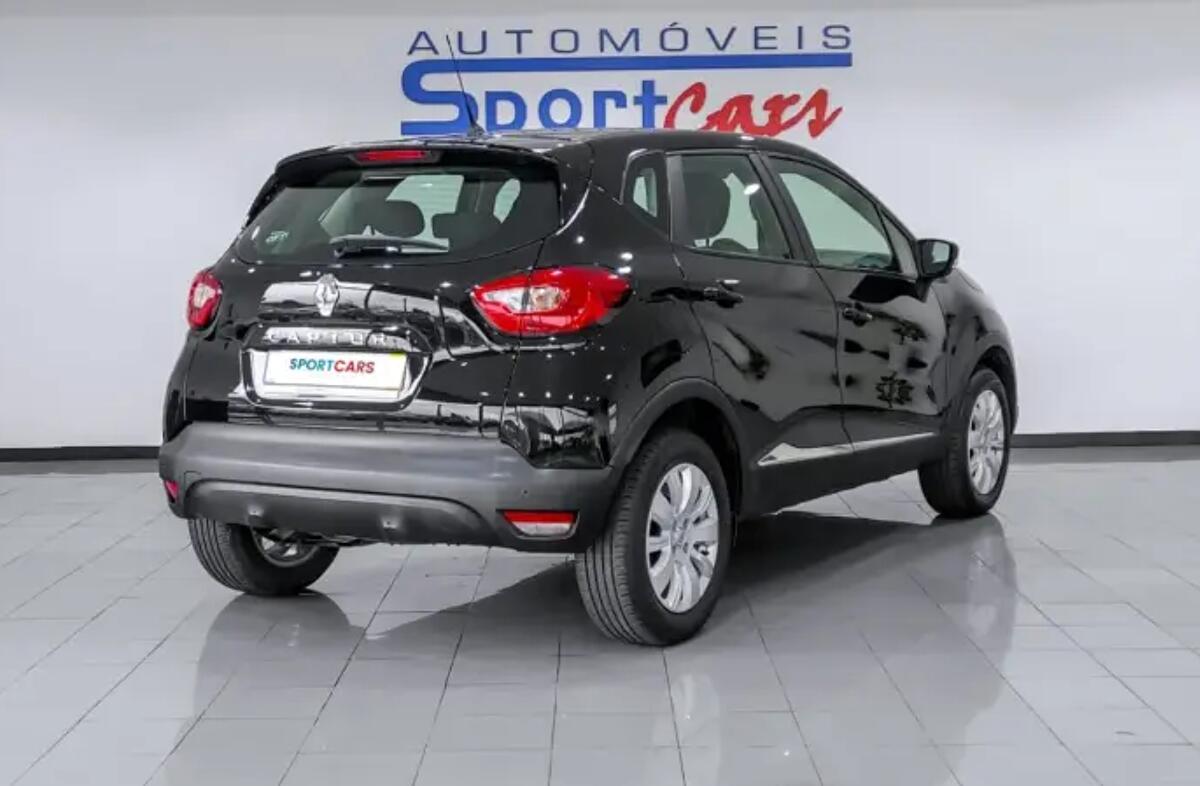 RENAULT Captur 0.9 TCE Sport