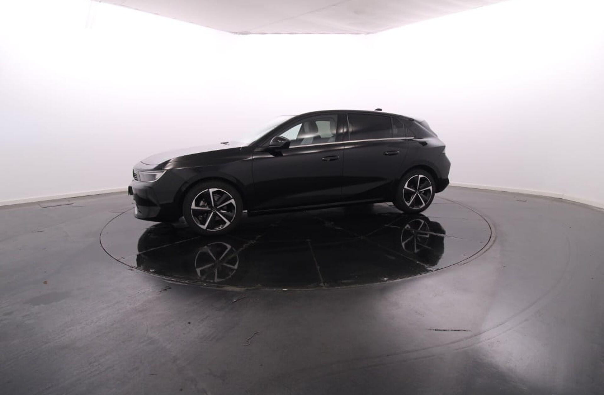 OPEL Astra 1.2 T Elegance