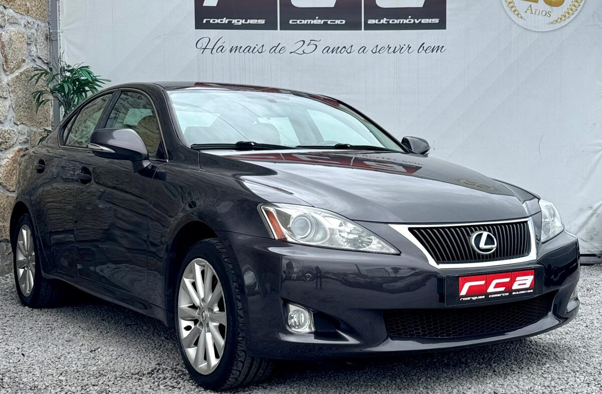 LEXUS IS 220d Executive 6G