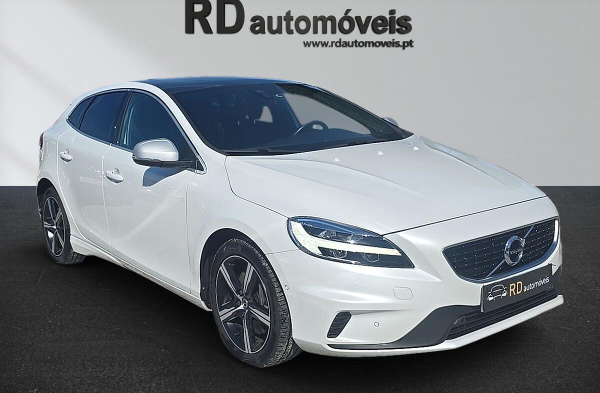 VOLVO V40 2.0 D3 R-Design Geartronic