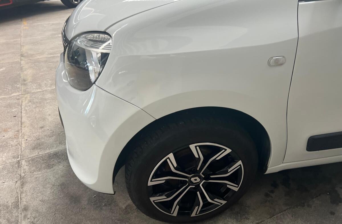 RENAULT Twingo 1.0 SCe Dynamique