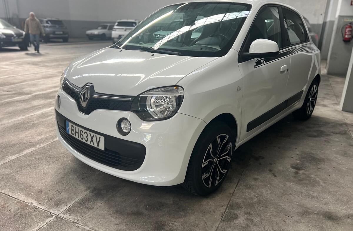 RENAULT Twingo 1.0 SCe Dynamique