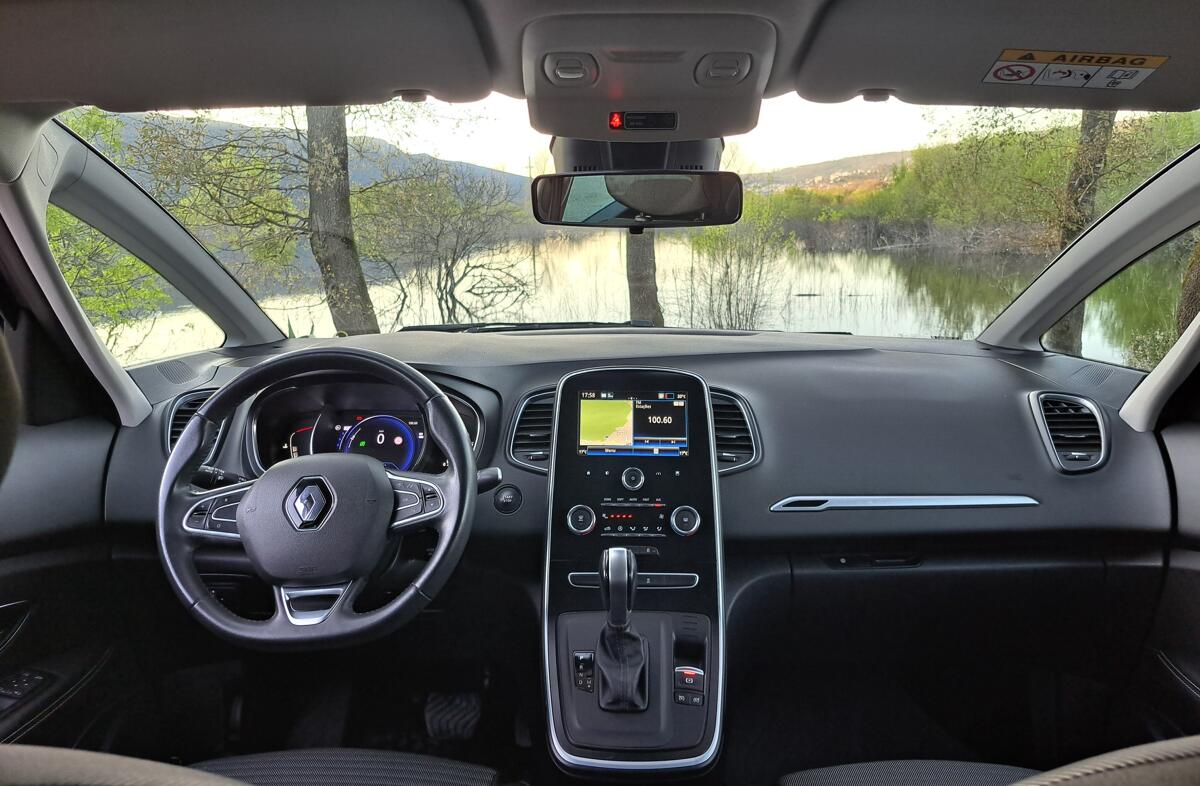 RENAULT Scénic G. 1.5 dCi Intens EDC SS