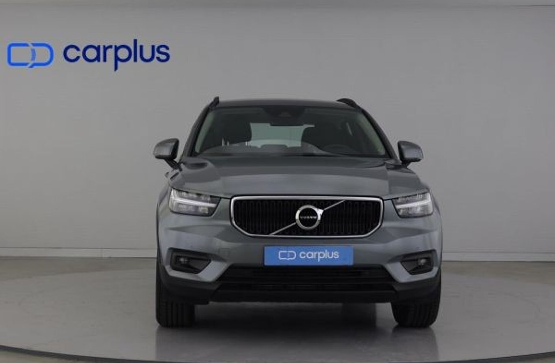 VOLVO XC40 1.5 T3 Momentum Tech Edition