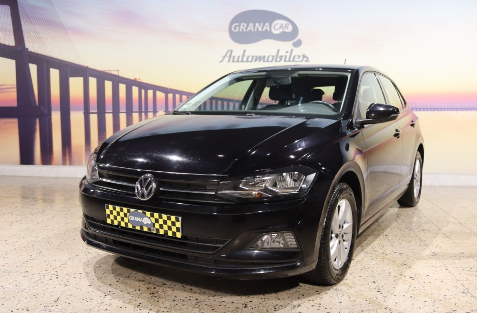 VOLKSWAGEN Polo 1.0 Confortline Nav