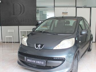 PEUGEOT 107 1.0 RC Line