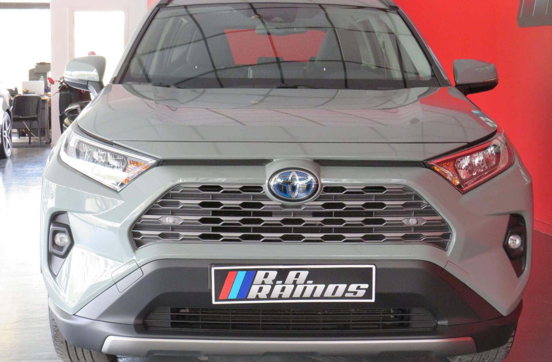 TOYOTA RAV 4 2.5 HDF Exclusive