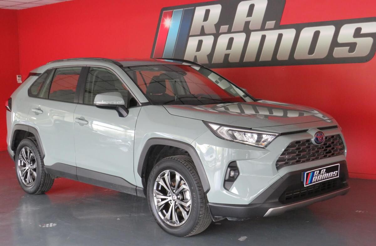 TOYOTA RAV 4 2.5 HDF Exclusive
