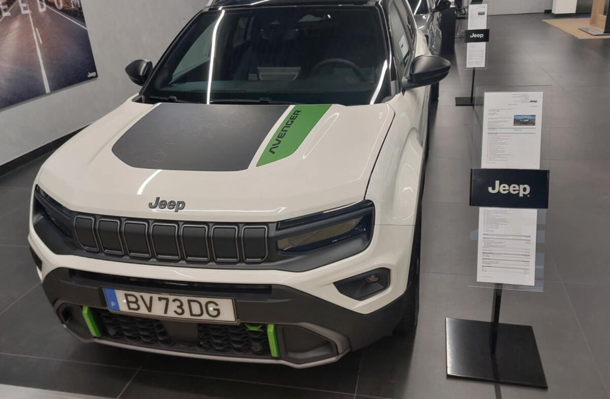 JEEP Avenger 1.2 4xe Hybrid eAWD Overland