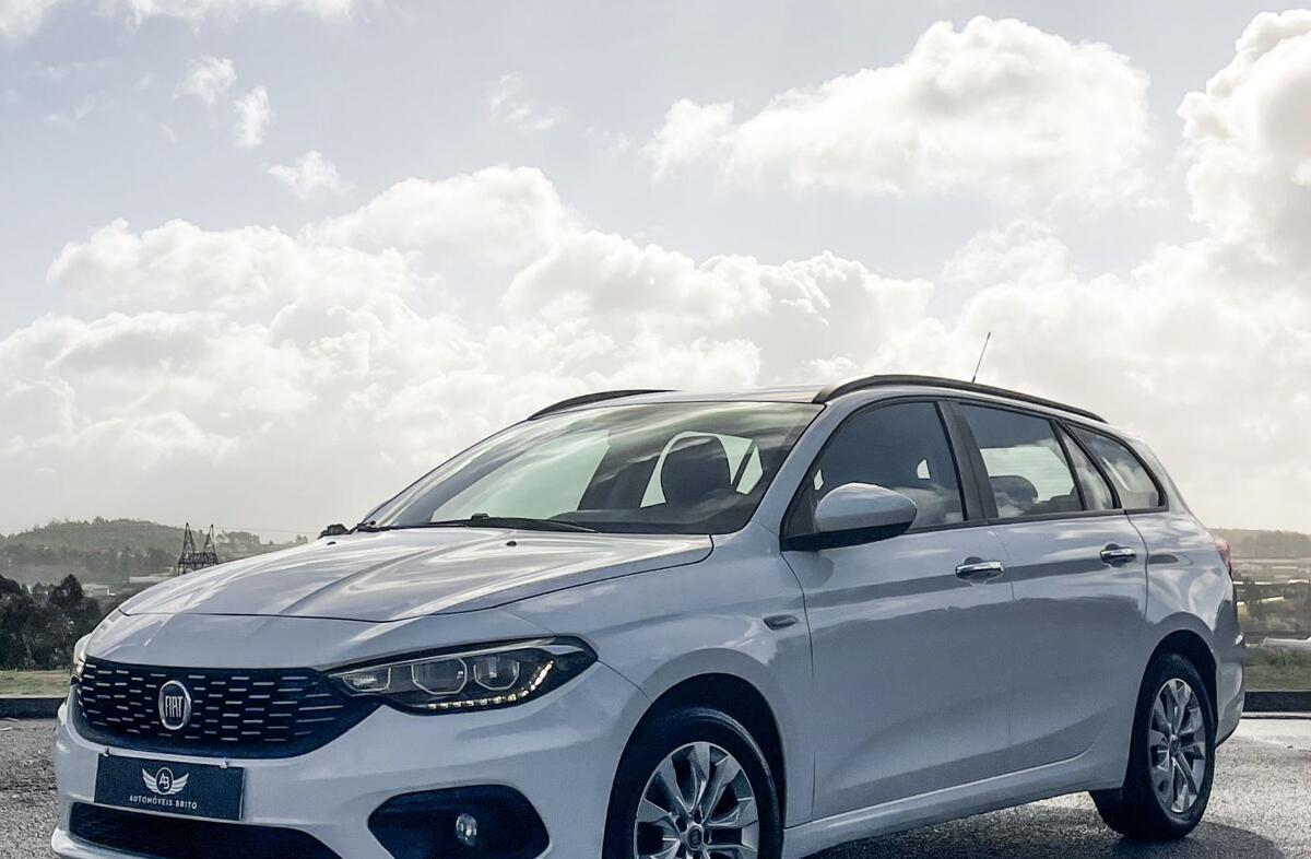 FIAT Tipo 1.3 M-Jet Easy J17