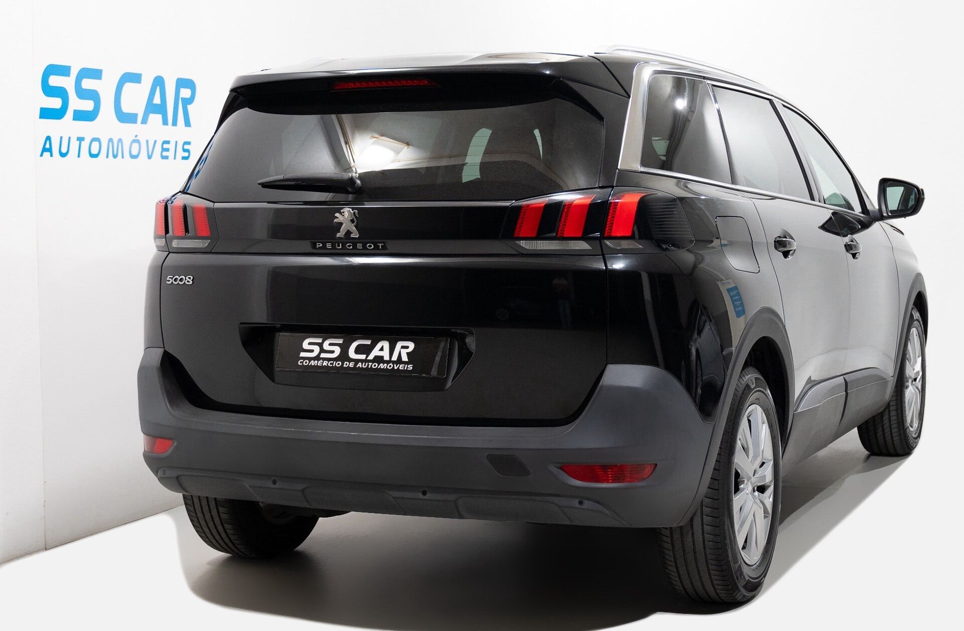 PEUGEOT 5008 1.2 PureTech Allure EAT8