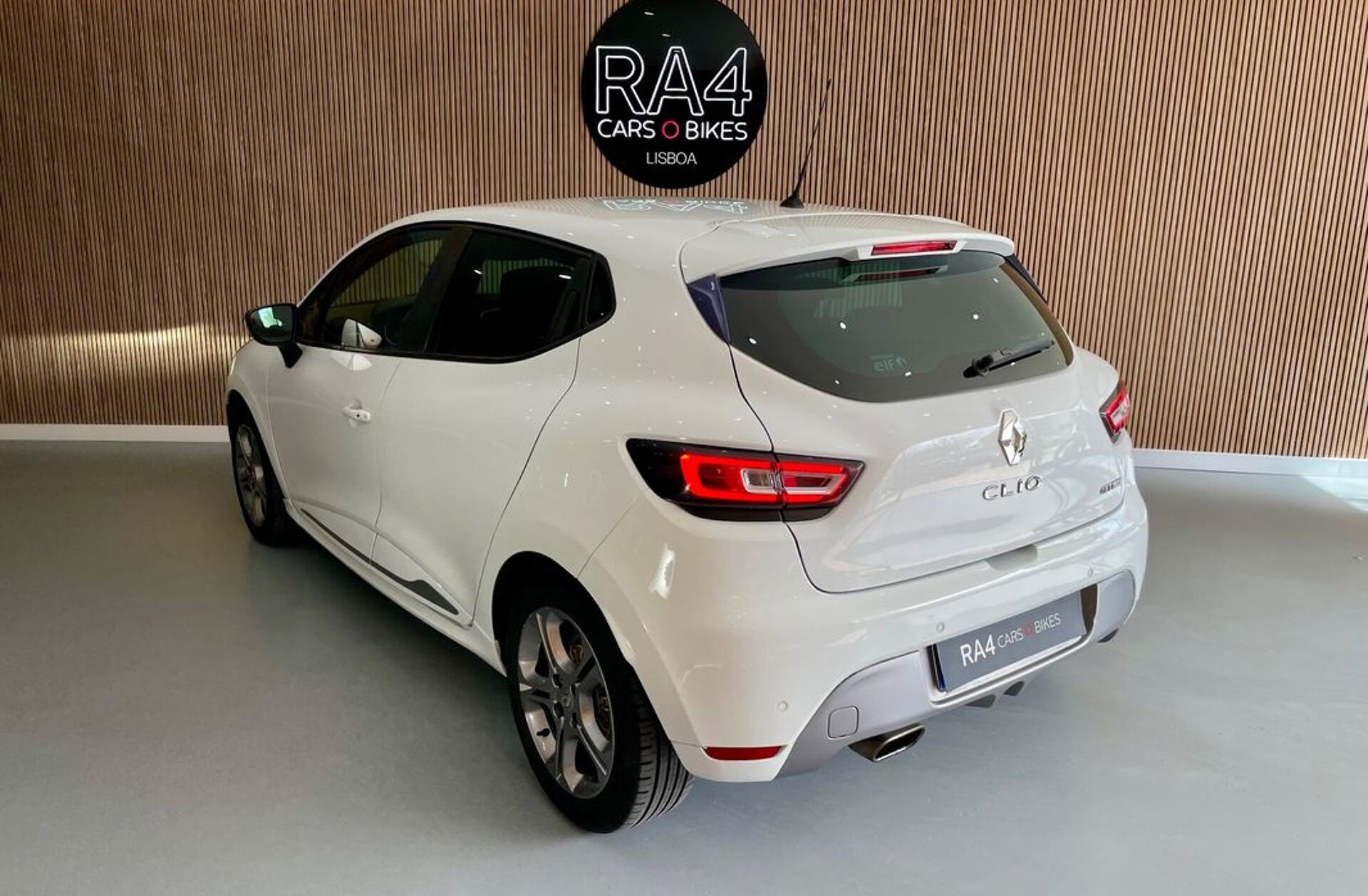 RENAULT Clio 1.2 TCe GT Line EDC