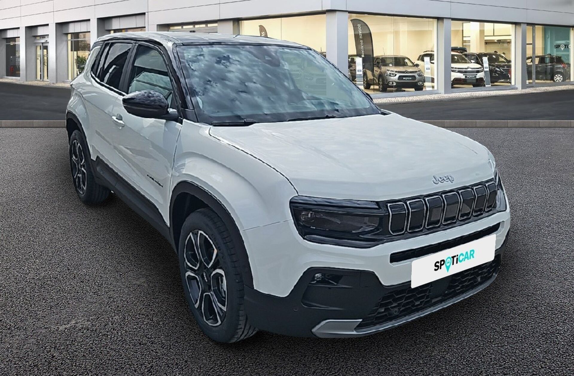 JEEP Avenger 1.2 e-Hybrid Summit DCT